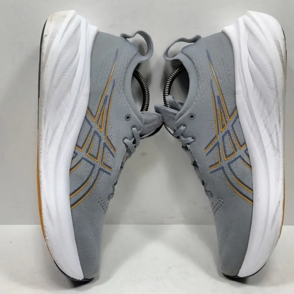 Nimbus 26's Asics Gray Running Shoes Sneakers Men's Size 9. - Picture 5 of 7